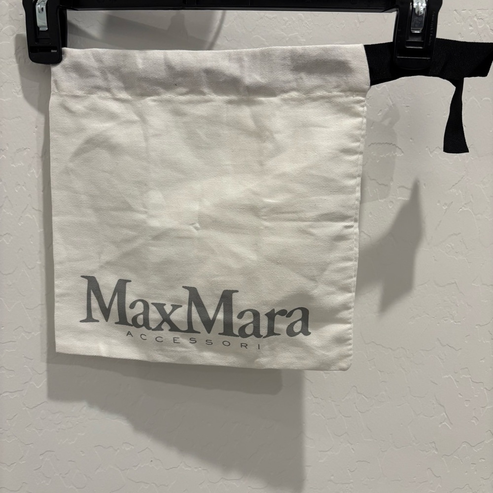 Max Mara drawstring dust bag